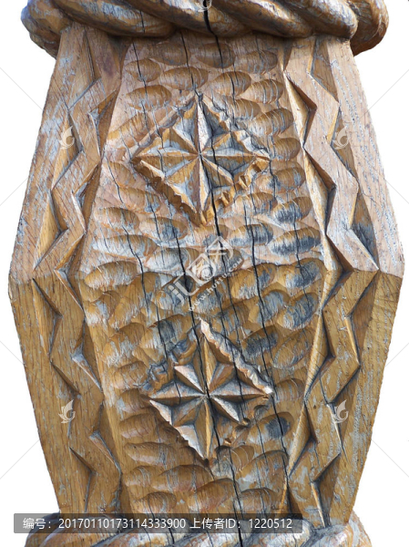 孤立的木制雕塑