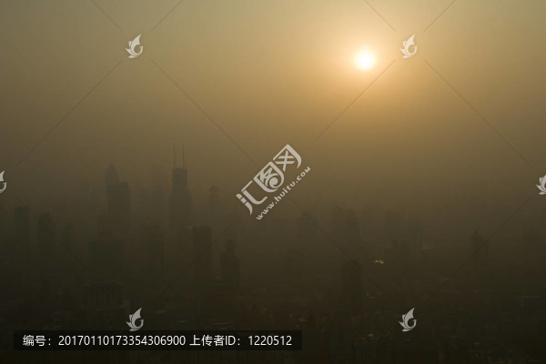 被污染的天空
