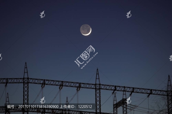 Moon對(duì)權(quán)力的桅桿