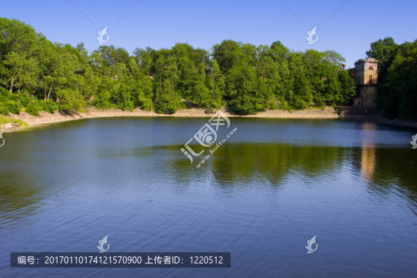 小池塘-匯圖網(wǎng) www.fosd68.com 小池塘