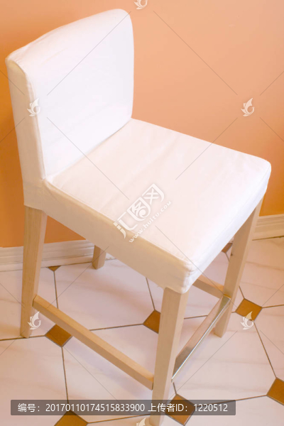 酒吧凳