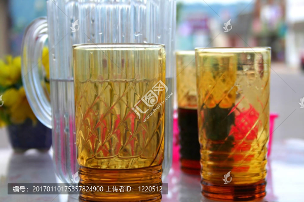 啤酒杯