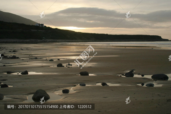 傍晚的夕陽。