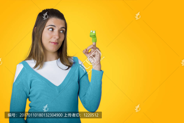 女人的木偶-匯圖網(wǎng) www.fosd68.com 女人的木偶