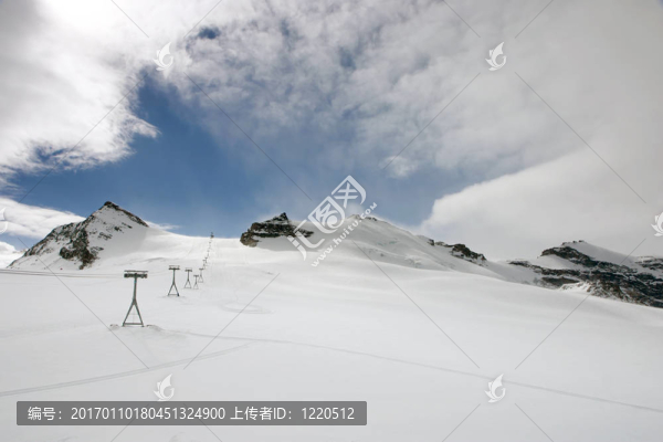 高山滑雪場(chǎng)-匯圖網(wǎng) www.fosd68.com 高山滑雪場(chǎng)