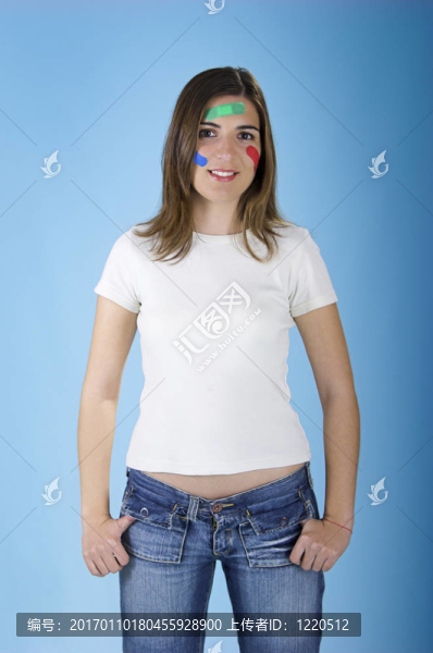 臉上的繃帶的女人