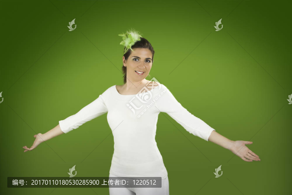 張開雙臂的復(fù)活節(jié)女人