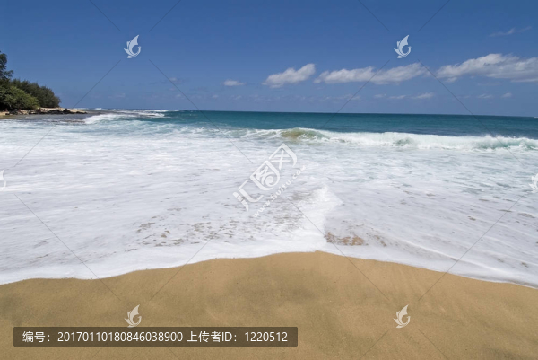 在Kauaii美麗的海灘