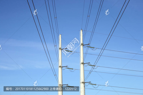 兩個(gè)白色的塔-匯圖網(wǎng) www.fosd68.com 兩個(gè)白色的塔