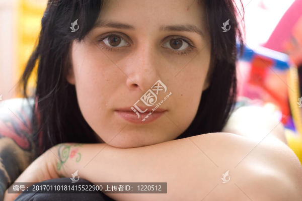 年輕的女人