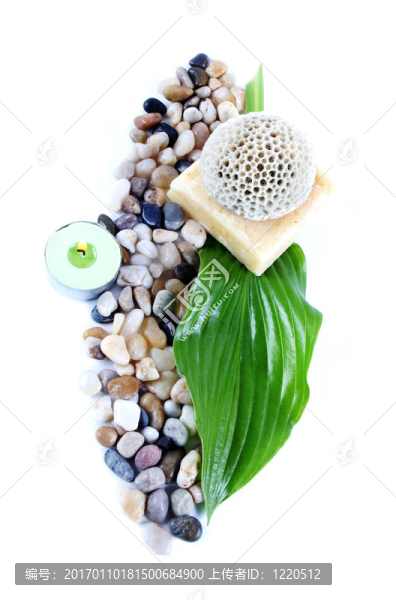 綠葉；肥皂和蠟燭
