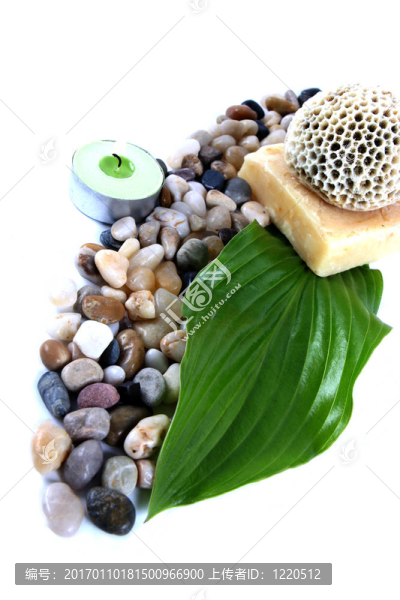 綠葉；肥皂和蠟燭