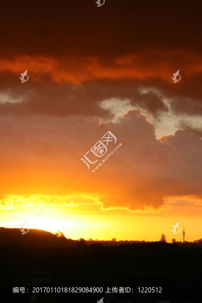 奧克蘭市絢爛的夕陽
