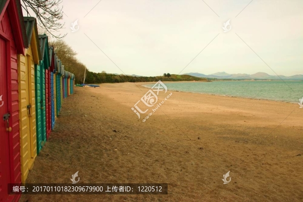 蘭貝德羅格海灘；威爾士