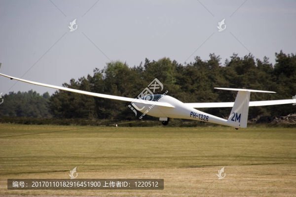 滑翔機(jī)