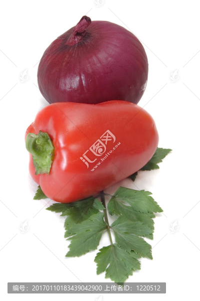 胡椒；洋蔥和芹菜