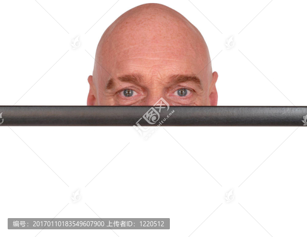 有魅力的中年商人；廣告