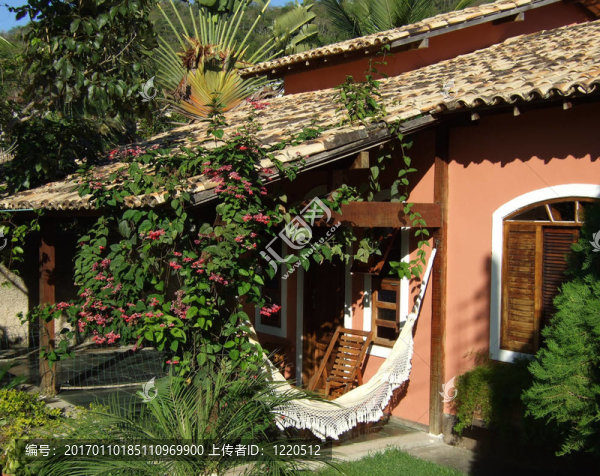 殖民地的紅房子-匯圖網(wǎng) www.fosd68.com 殖民地的紅房子