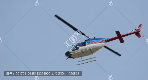 紅白藍(lán)直升機(jī)