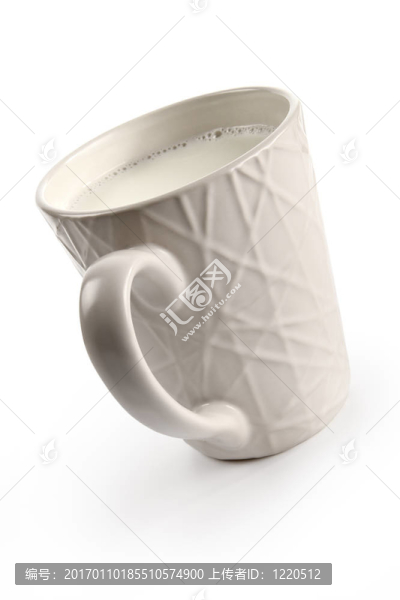 杯牛奶