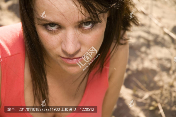 強(qiáng)烈的目光