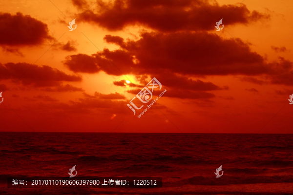 火紅的夕陽(yáng)