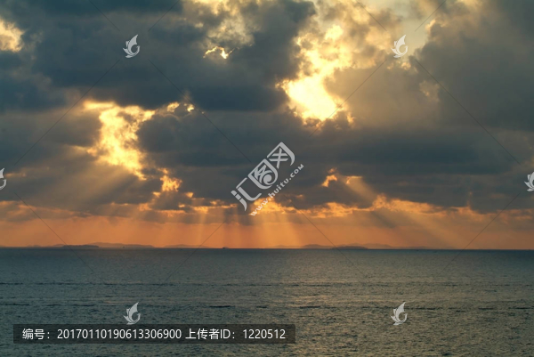 河流大海日出-匯圖網(wǎng) www.fosd68.com 河流大海日出