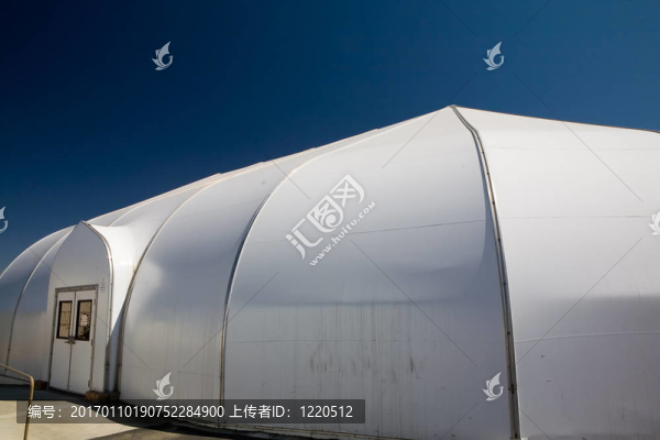 崇拜的帳篷-匯圖網(wǎng) www.fosd68.com 崇拜的帳篷