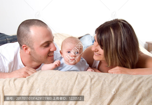 幸福的家庭-匯圖網(wǎng) www.fosd68.com 幸福的家庭