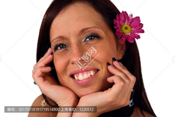 年輕的女人用她的頭發(fā)花