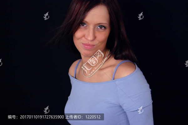 一個(gè)漂亮女人的肖像