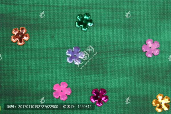 花綠色