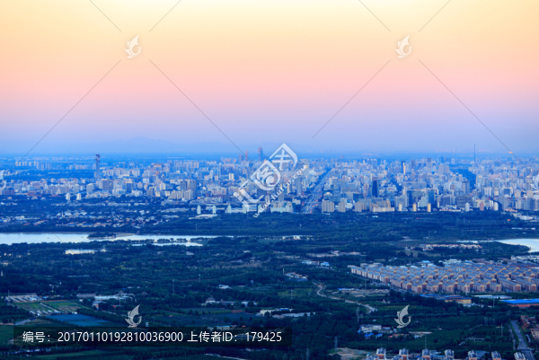 西山遠(yuǎn)眺北京城西城區(qū)全景