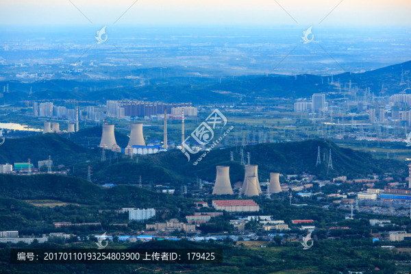 北京西山遠(yuǎn)眺熱電石冷卻塔