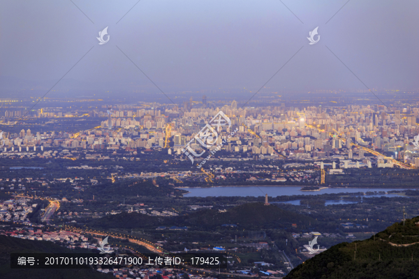 西山遠(yuǎn)眺北京城西城區(qū)全景