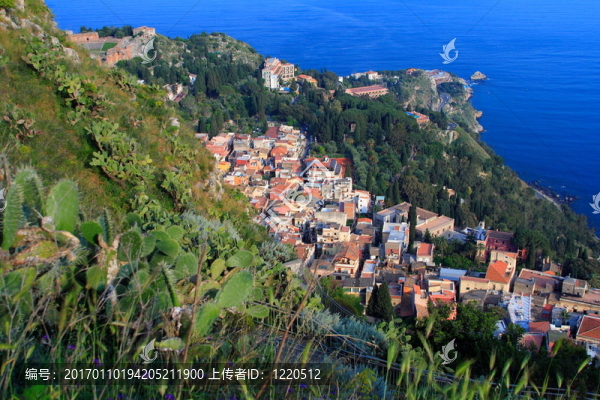 Mediterranean村