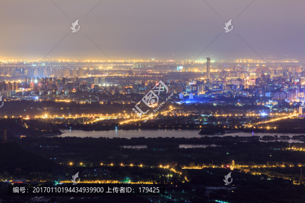 西山遠(yuǎn)眺北京城西城區(qū)夜景