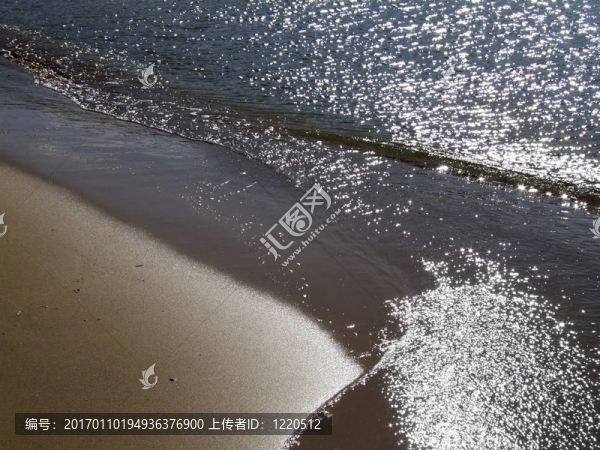 海灘的微光-匯圖網(wǎng) www.fosd68.com 海灘的微光