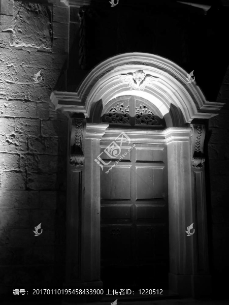 中世紀(jì)城堡的大門(mén)-匯圖網(wǎng) www.fosd68.com 中世紀(jì)城堡的大門(mén)