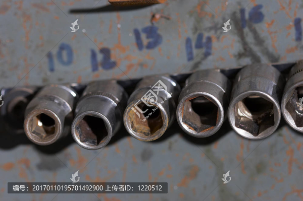 側(cè)翼插座-匯圖網(wǎng) www.fosd68.com 側(cè)翼插座