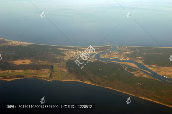 空中俯瞰-河口和海洋-匯圖網(wǎng) www.fosd68.com 空中俯瞰-河口和海洋