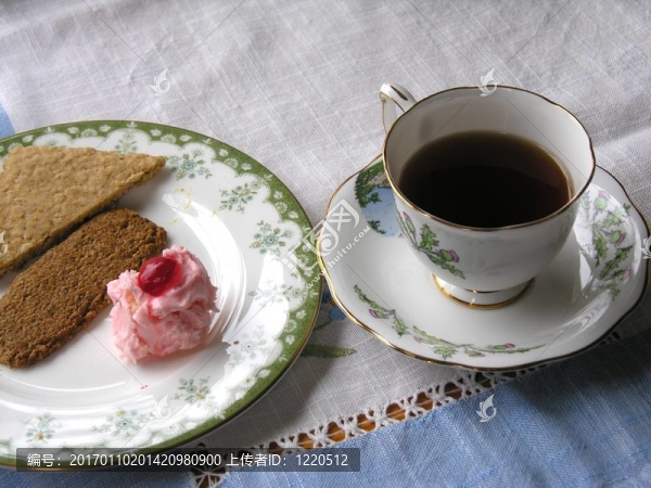 茶和餅干