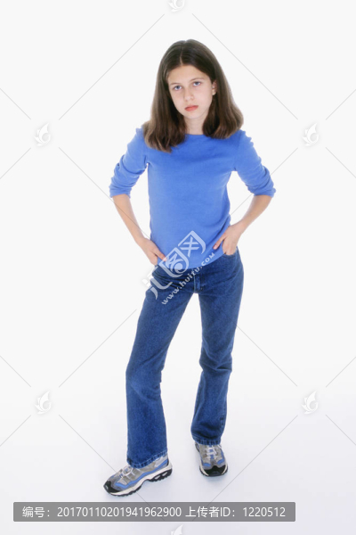 青春期前的女孩