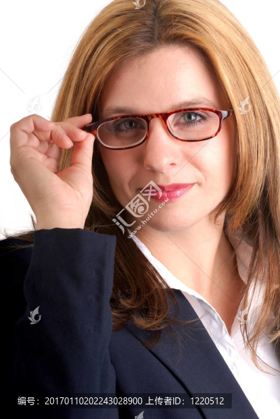 戴眼鏡的女性