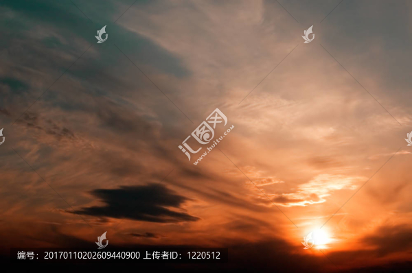 日落。