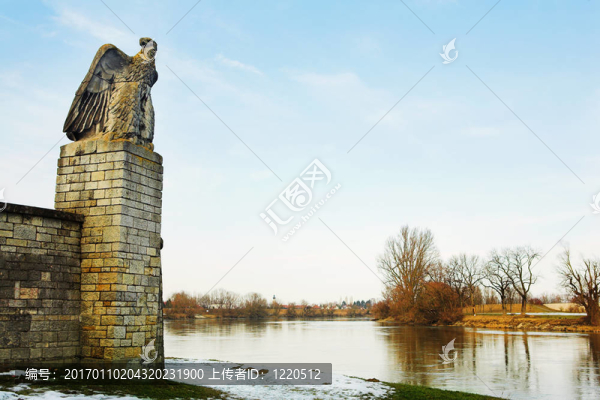 施特勞賓18-匯圖網(wǎng) www.fosd68.com 施特勞賓18