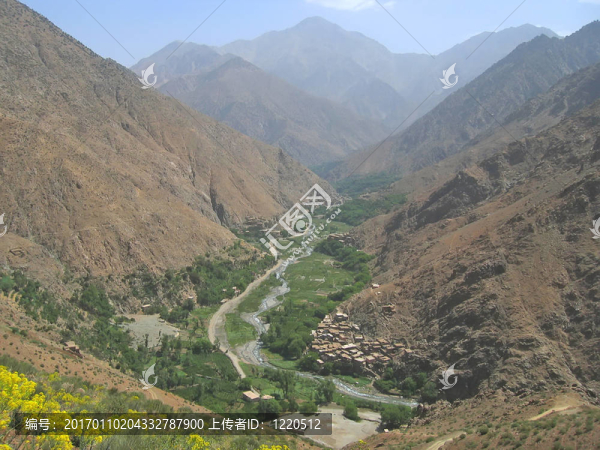 在布朗山綠色文化領(lǐng)域的日落；Setti,Fadma,Atlas；寧烏里凱山谷；摩洛哥