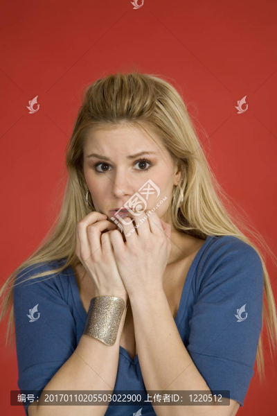 女性