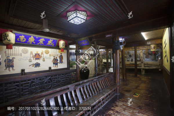 張家界土家風(fēng)情園