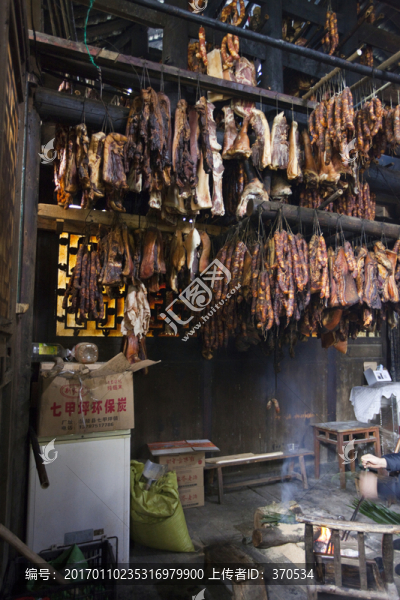 張家界土家風(fēng)情園